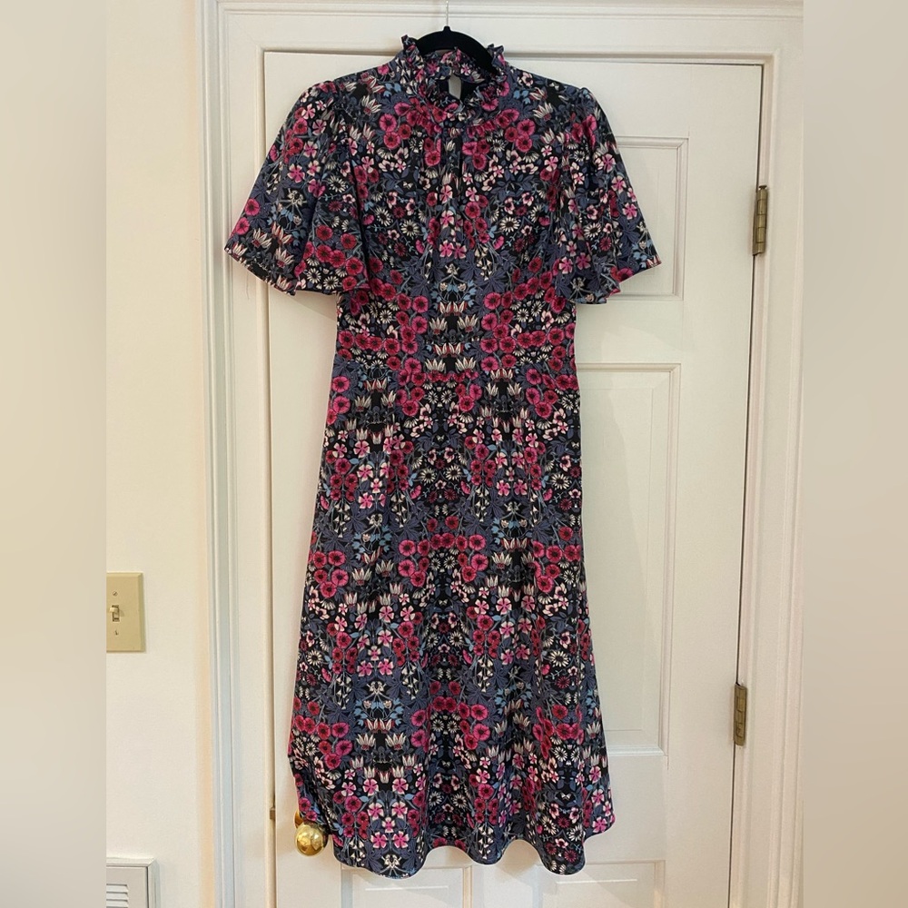 Julia Jordan floral print flutter sleeve midi dress
